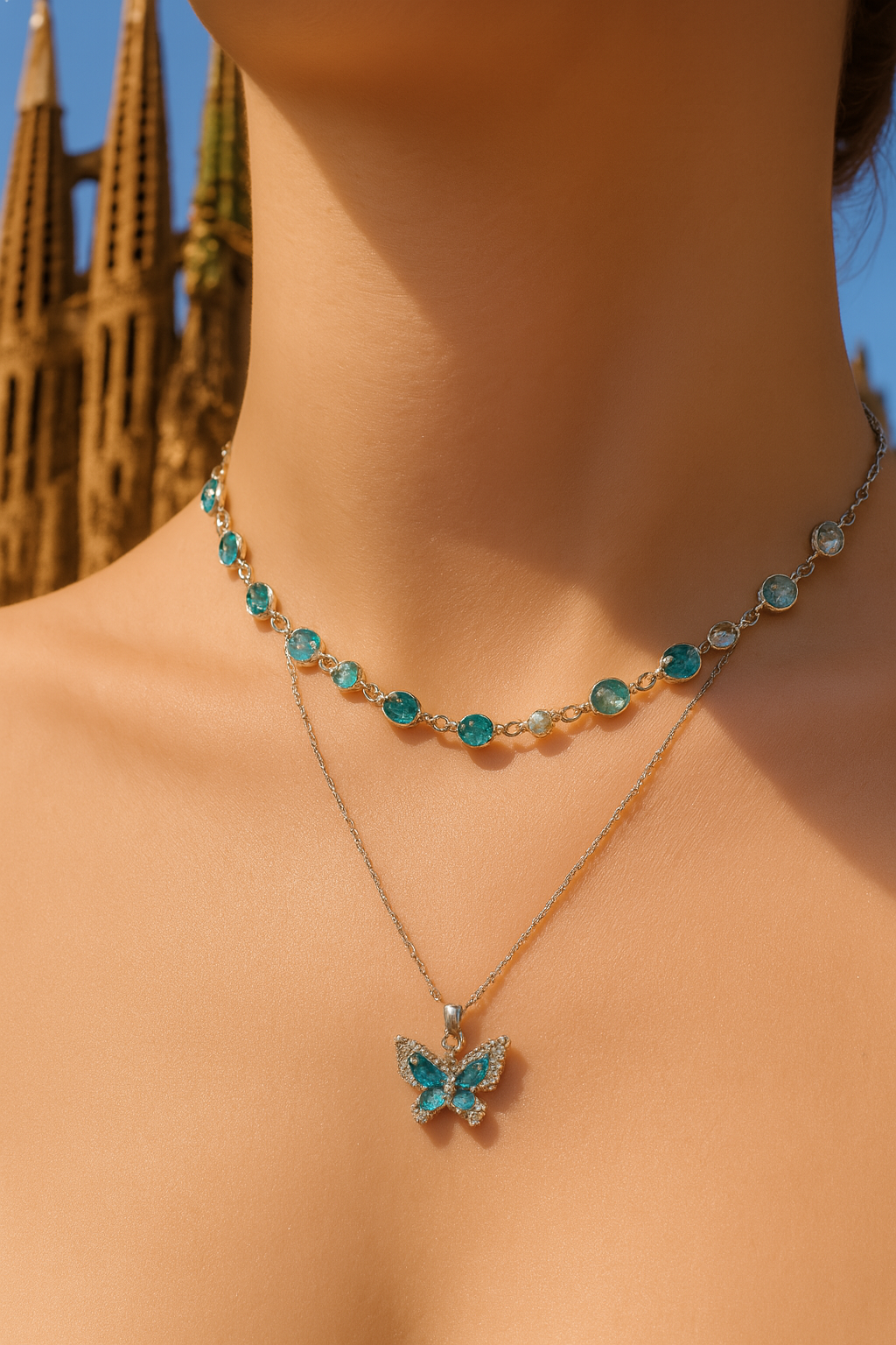 Collar Doble Encanto: Mariposa / Piedras Turquesa